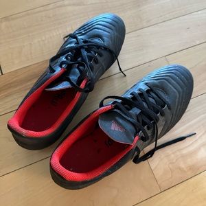 Adidas Predator cleats men’s size 10
